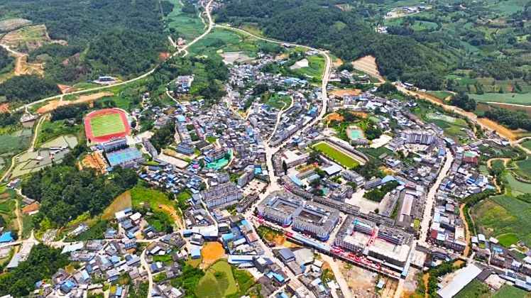 镇康县勐捧镇航拍大景（2025年7月16日何元飞摄） (1).jpg